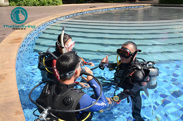 12/12正式上線！PADI 最新課程【休閑潛水員Resort Diver】 丨 一天拿證，潛遍全球